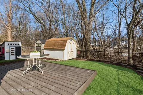 Exterior - 1462 Chippewa Trl, Wheeling, IL 60090 photo 3 of 4