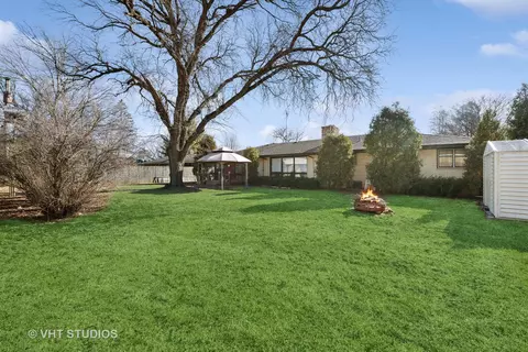 712 Scott Dr, Elgin, IL 60123 photo 15
