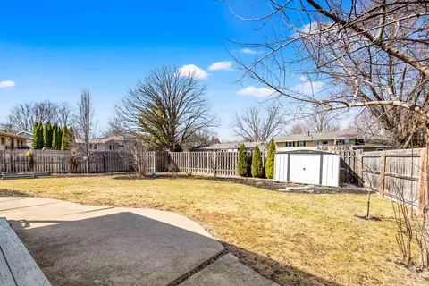 1300 Schroeder Dr, Normal, IL 61761 photo 8