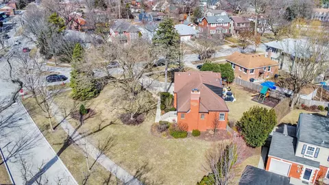 221 Akenside Rd, Riverside, IL 60546 photo 32
