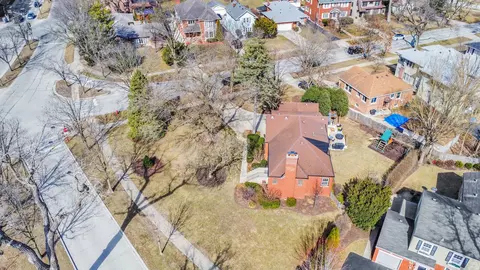 221 Akenside Rd, Riverside, IL 60546 photo 30