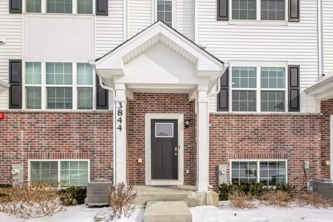 3844 Bailey Rd, Yorkville, IL 60560