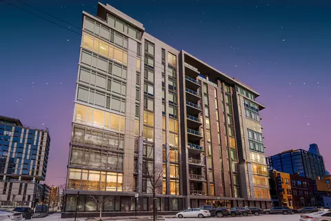 360 W Erie St #4A, Chicago, IL 60654