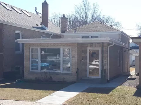 3755 W 60th St, Chicago, IL 60629