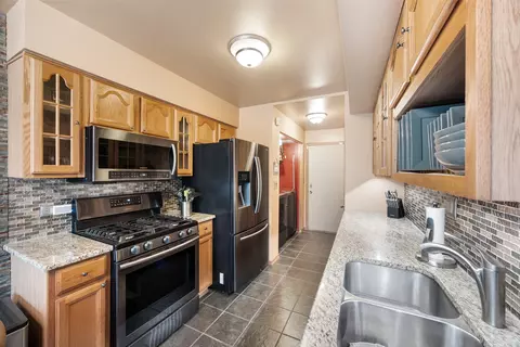 14610 Maple Ln, Dolton, IL 60419 photo 7