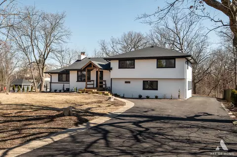 11975 Center Dr, Lemont, IL 60439