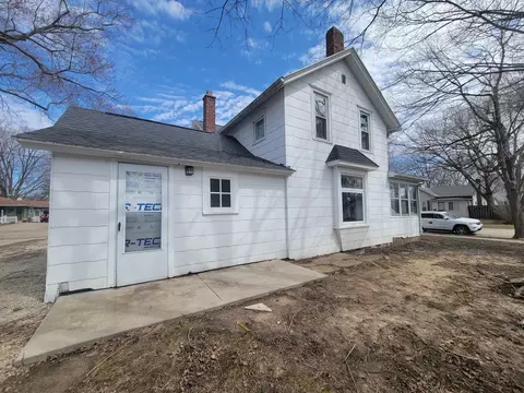501 S Madison St, Morrison, IL 61270 photo 29