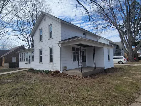 501 S Madison St, Morrison, IL 61270 photo 30