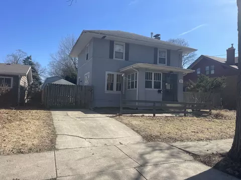 Exterior - 907 Cedar Ave, Elgin, IL 60120 photo 2 of 6