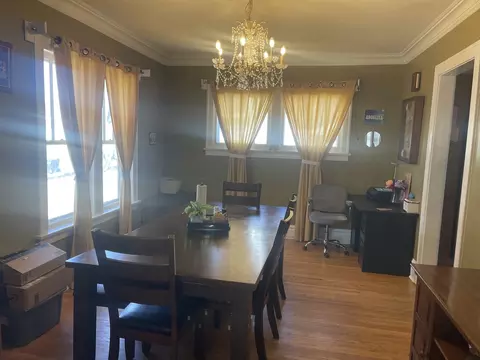 Dining - 907 Cedar Ave, Elgin, IL 60120 photo 2 of 2