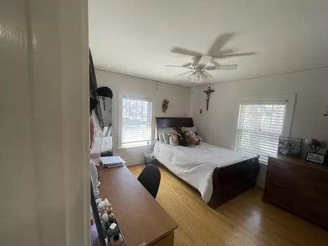 Bedroom - 907 Cedar Ave, Elgin, IL 60120 photo 4 of 7