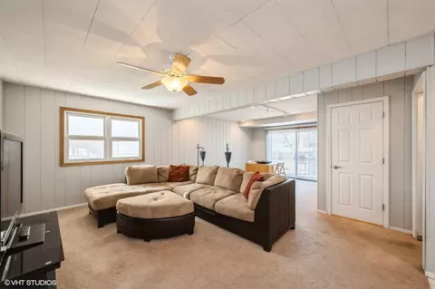 4500 Crab Orchard Dr, Hoffman Estates, IL 60192 photo 10