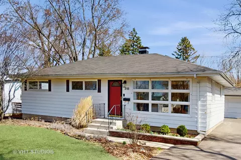 318 S 13th St, Saint Charles, IL 60174