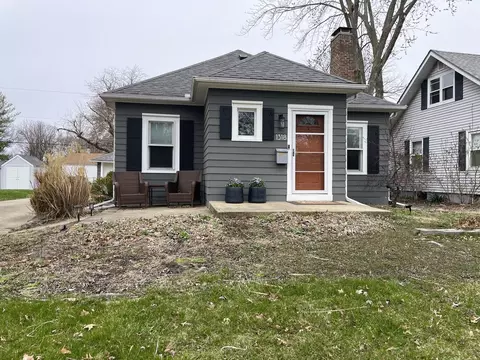 1318 W White St, Champaign, IL 61821