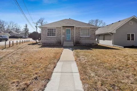 527 E 17th St, Lockport, IL 60441 photo 13