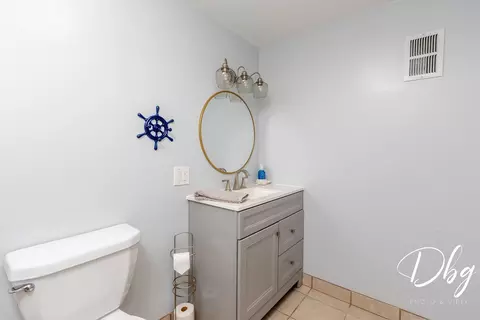 Bath - 281 E Old Mill Trl, Antioch, IL 60002 photo 3 of 3