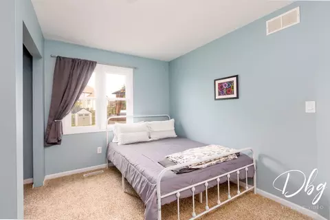 Bedroom - 281 E Old Mill Trl, Antioch, IL 60002 photo 4 of 6