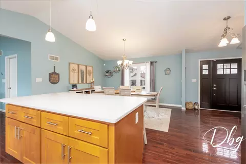 Entry Way - 281 E Old Mill Trl, Antioch, IL 60002 photo 1 of 1