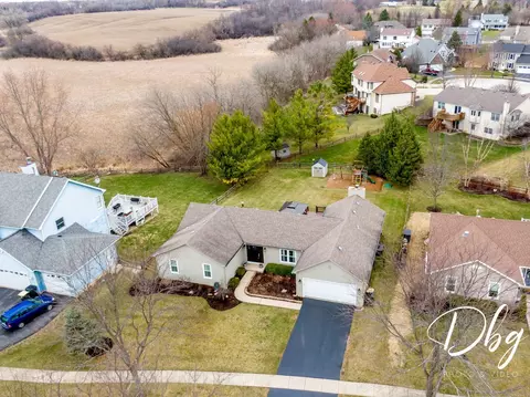 View/Area - 281 E Old Mill Trl, Antioch, IL 60002 photo 2 of 3