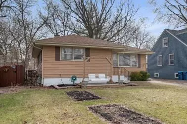 4443 Pershing Ave, Downers Grove, IL 60515