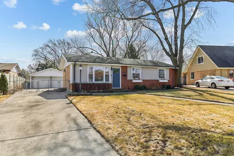 12811 Model Ct, Midlothian, IL 60445