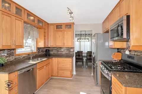 Kitchen - 824 Maple Ln, Peotone, IL 60468 photo 1 of 4
