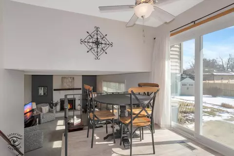 Dining - 824 Maple Ln, Peotone, IL 60468 photo 3 of 3