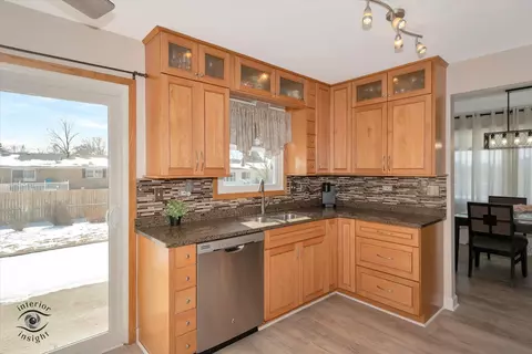 Kitchen - 824 Maple Ln, Peotone, IL 60468 photo 4 of 4