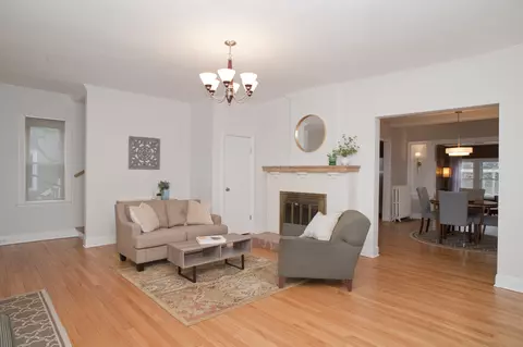Living - 551 William St, River Forest, IL 60305 photo 3 of 5