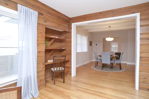 Dining - 551 William St, River Forest, IL 60305 photo 4 of 6