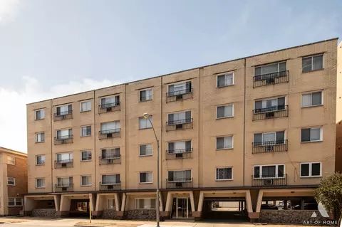 2920 N Harlem Ave #2J, Elmwood Park, IL 60707