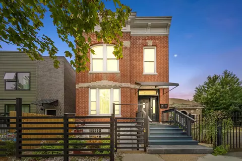2921 W Jackson Blvd, Chicago, IL 60612