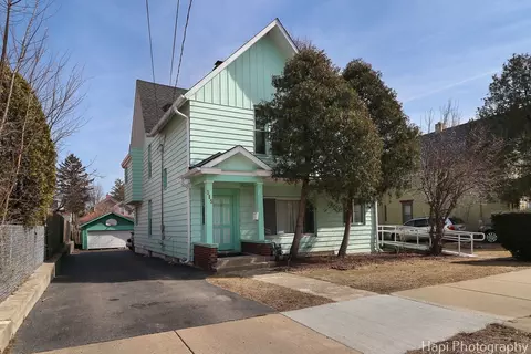 515 Douglas Ave, Elgin, IL 60120 photo 1