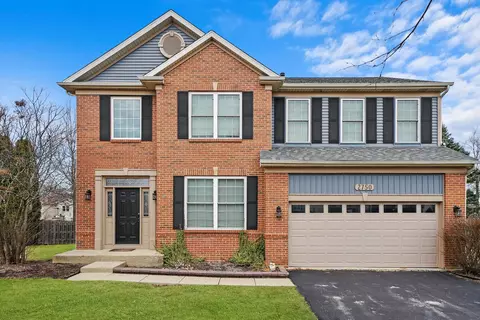 2750 Delaware Ln, Lindenhurst, IL 60046