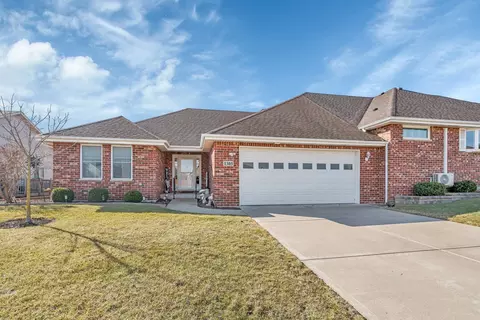1303 Michael Dr, Morris, IL 60450