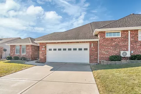 1303 Michael Dr, Morris, IL 60450 photo 2
