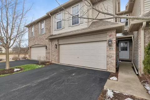 2014 Ivy Ridge Dr, Hoffman Estates, IL 60192