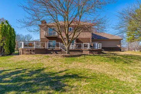 Exterior - 35 Pendleton Way, Bloomington, IL 61704 photo 6 of 7