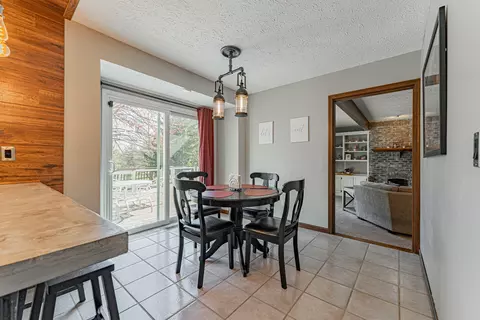 Dining - 35 Pendleton Way, Bloomington, IL 61704 photo 3 of 4