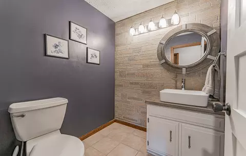 Bath - 35 Pendleton Way, Bloomington, IL 61704 photo 1 of 5