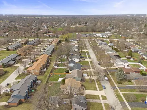 View/Area - 1120 E Lowden Ave, Wheaton, IL 60189 photo 12 of 13