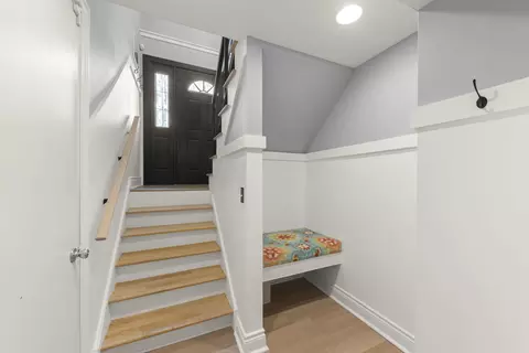 Entry Way - 1120 E Lowden Ave, Wheaton, IL 60189 photo 2 of 2