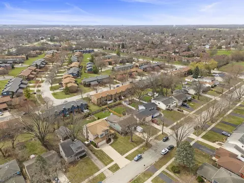 View/Area - 1120 E Lowden Ave, Wheaton, IL 60189 photo 13 of 13