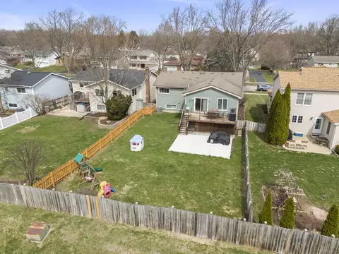 View/Area - 1120 E Lowden Ave, Wheaton, IL 60189 photo 1 of 13