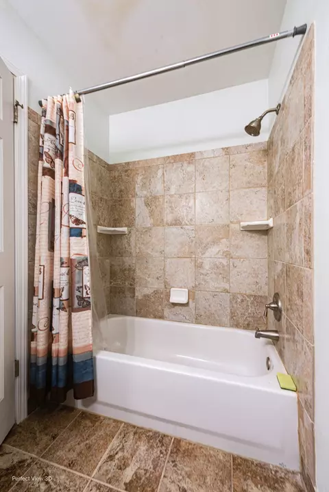 1611 Blackhawk Trl, Wheeling, IL 60090 photo 14