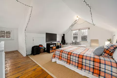 Bedroom - 2235 Bennett Ave, Evanston, IL 60201 photo 4 of 4