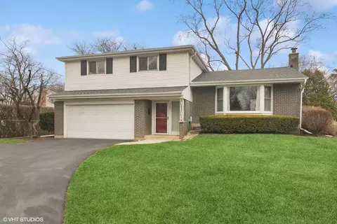 2048 N Evergreen Ter, Arlington Heights, IL 60004