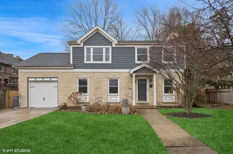 215 W Slade St, Palatine, IL 60067