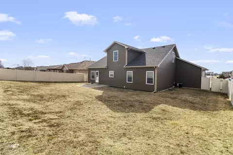 1640 Eagle Bluff Dr, Bourbonnais, IL 60914 photo 34