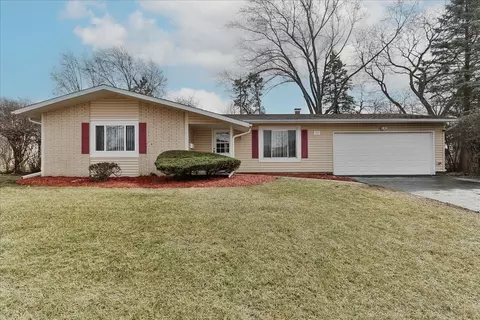 709 Hingham Ln, Schaumburg, IL 60193